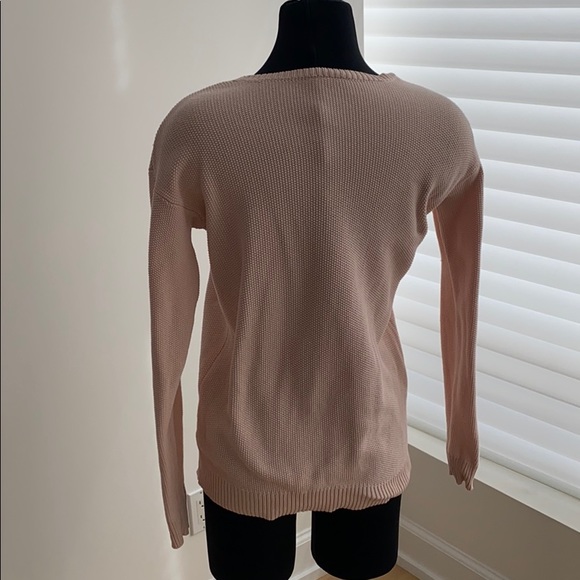 Sweater 🧶 - Picture 4 of 5